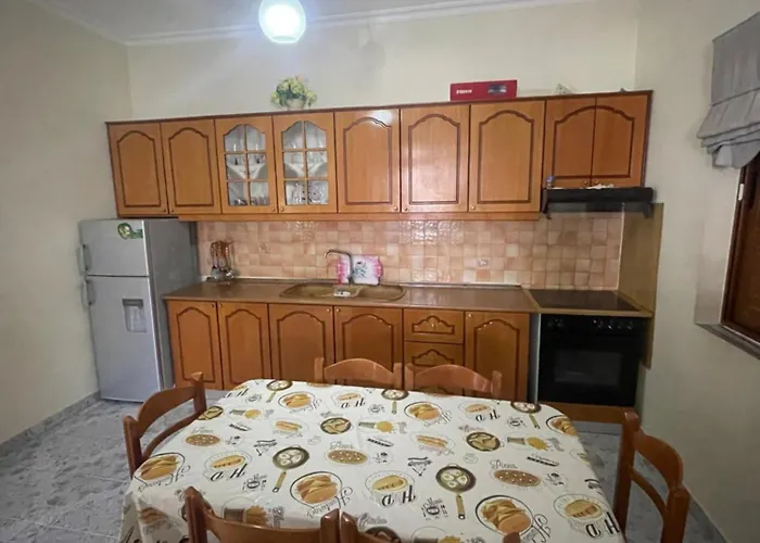 Festim Apartment *