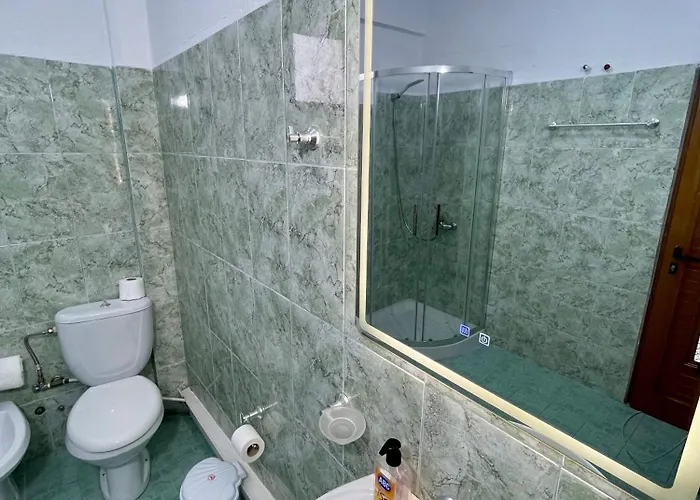 Festim * 卡萨米尔