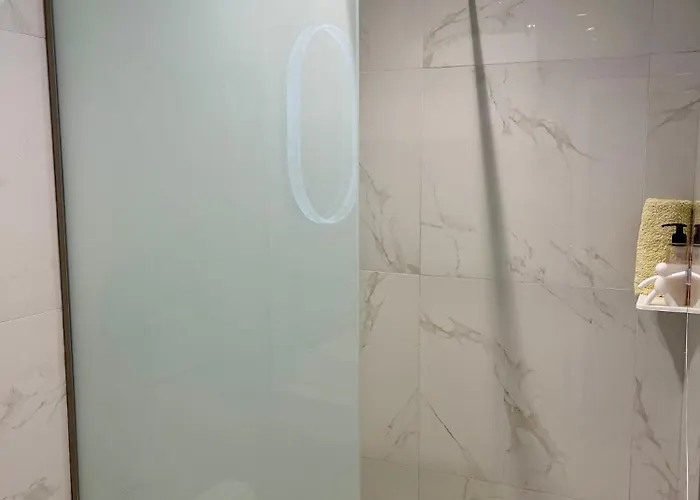 Festim * 卡萨米尔